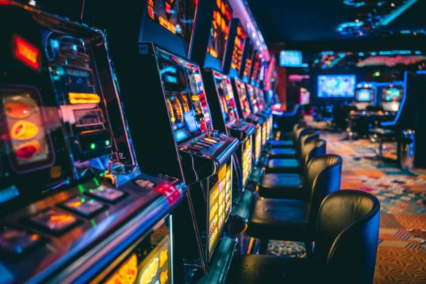 maxbet account dashboard displaying weekly cashback summary and tier progression indicator